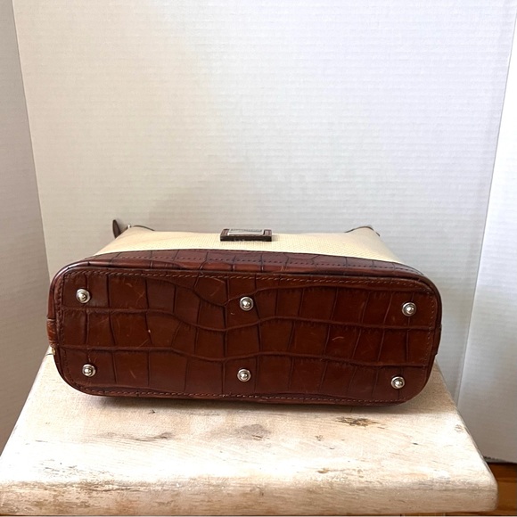 Dooney and Bourke Vintage Hobo Coated Canvas Bag Good Condition - Picture 5 of 12